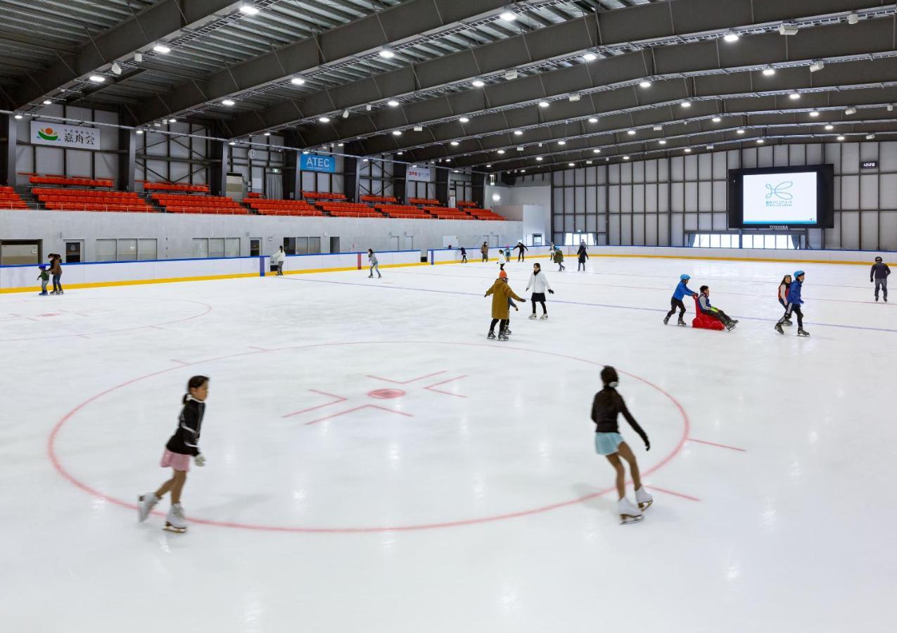 Omo Kansai Airport By Hoshino Resorts Izumisano Esterno foto The Ice Arena Wales