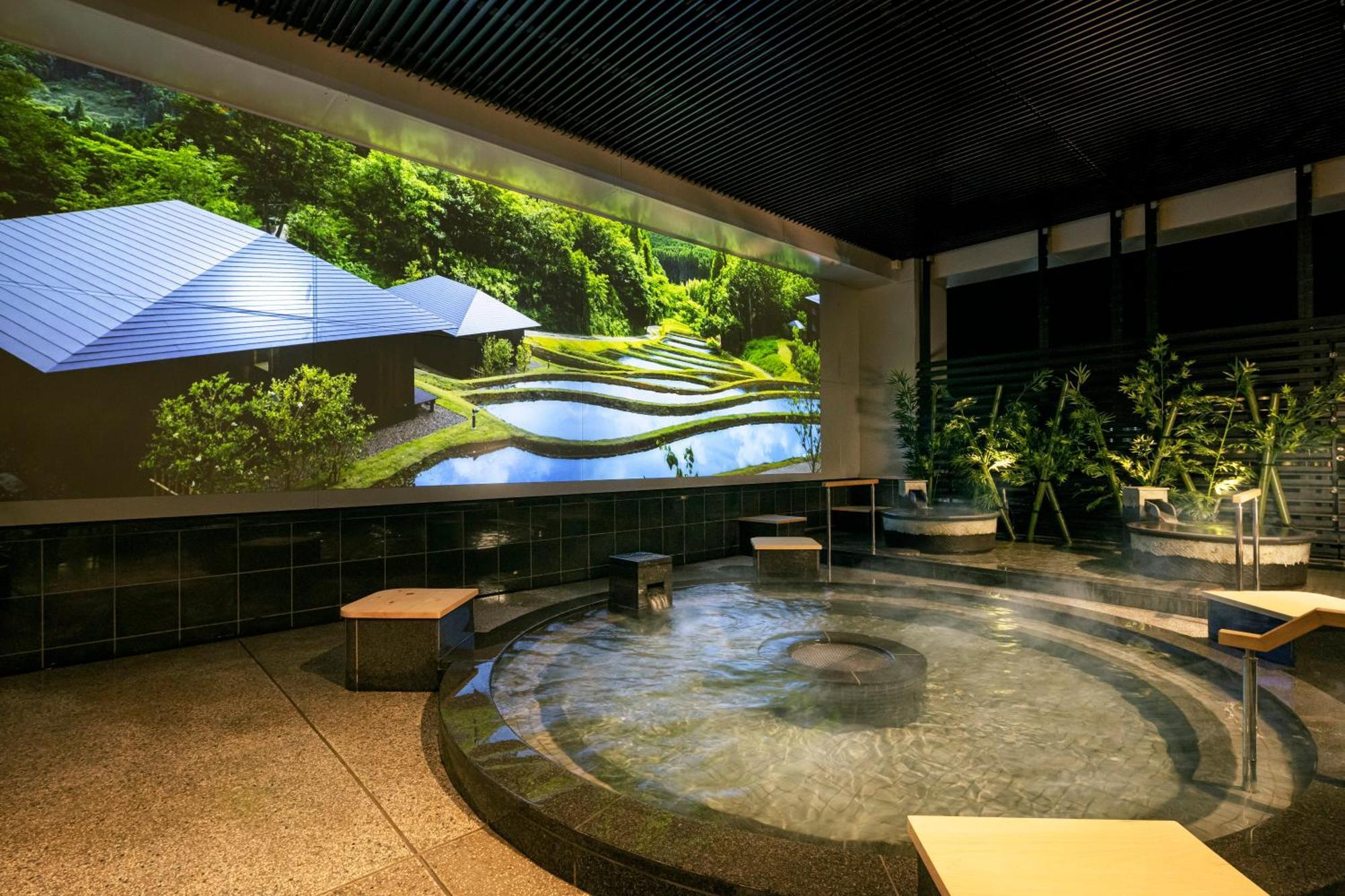 Omo Kansai Airport By Hoshino Resorts Izumisano Esterno foto A public onsen in Tokyo